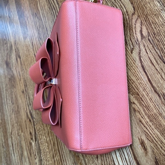 Like Dreams Bowtie Bag - Picture 10 of 10